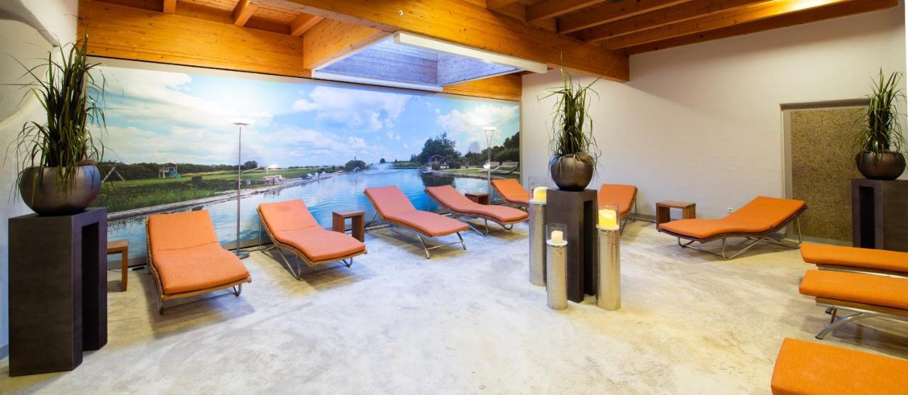 Aramis Tagungs- Und Sporthotel Gaufelden Exterior photo